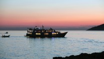 Yacht LA PERLA -  At Sunset